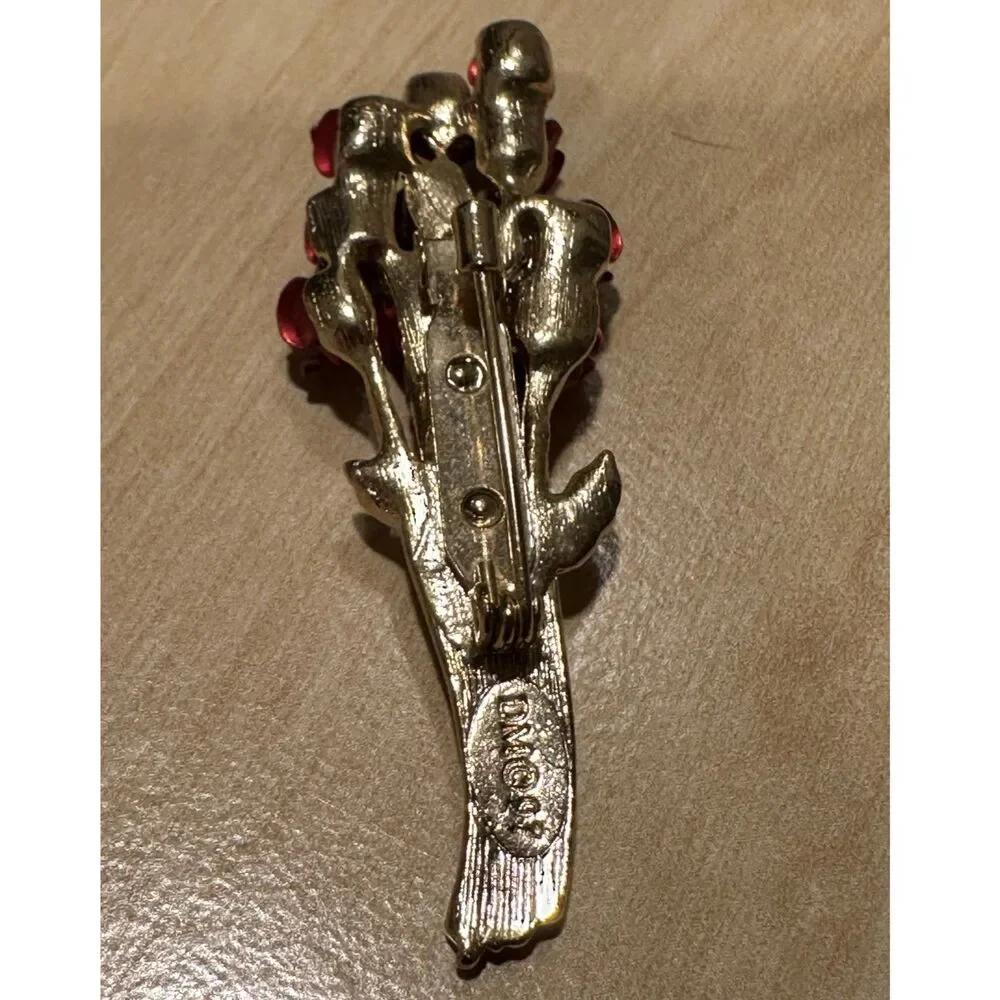 Vintage DMCO Red Rose Bouquet Brooch Pin Gold Tone Enameled Floral Spray